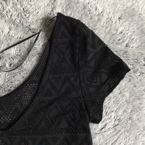 FOREIGNEXCHANGE - NWT - Scoop Neck Crop Top - Sz S - Picture 4 of 5